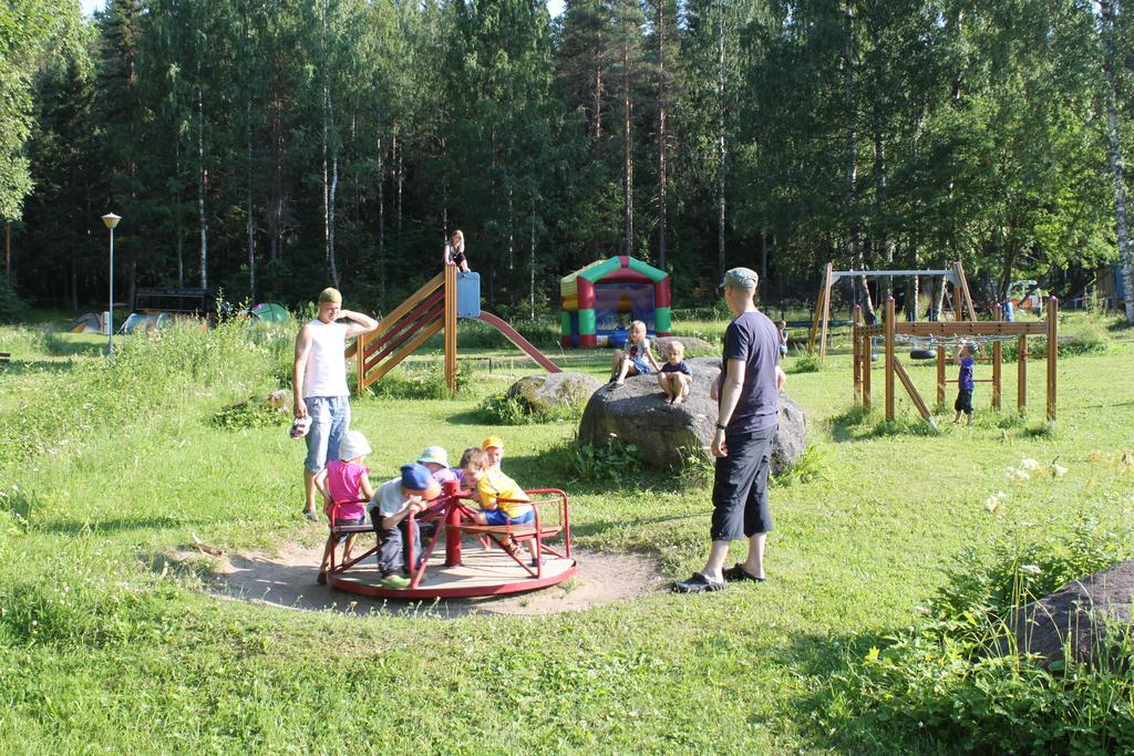 Haennilaensalmi Camping Viitasaari Esterno foto